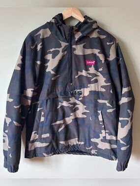 Levi's Camo Half-Zip Anorak Jacket - Size Medium